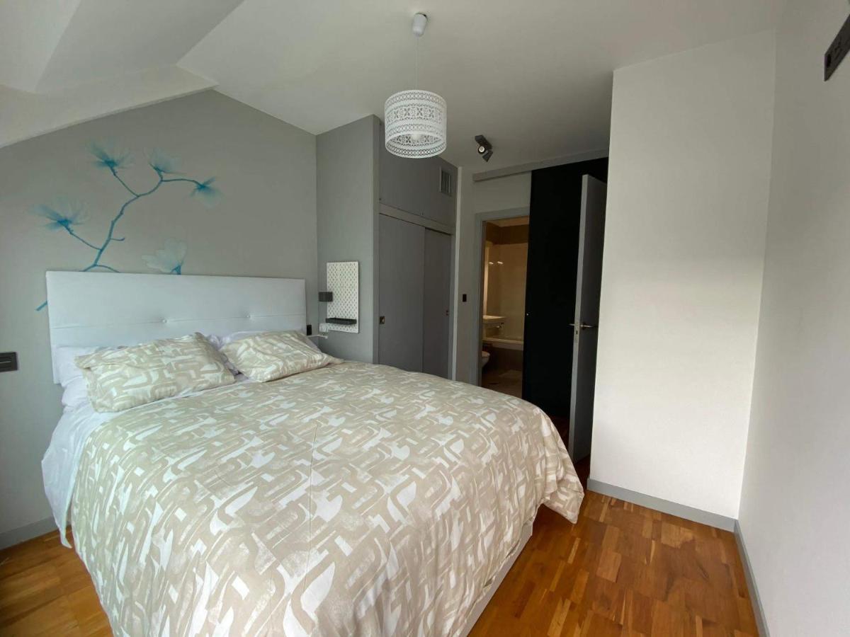 Penthouse With Terrace And Views Near Oza'S Beach Apartment A Coruna Bagian luar foto